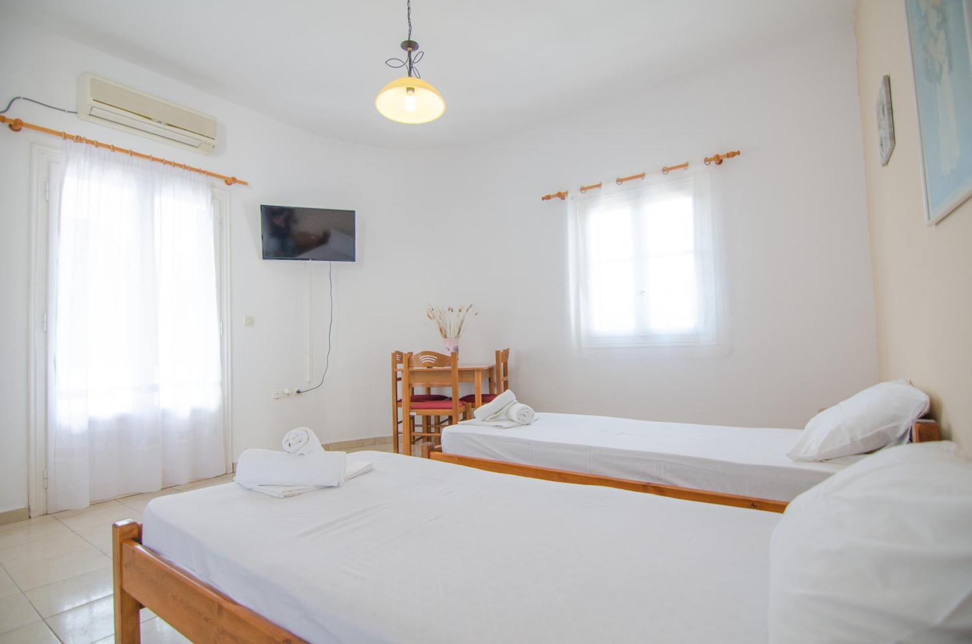 Sunshine Studios Mylopotas Luaran gambar